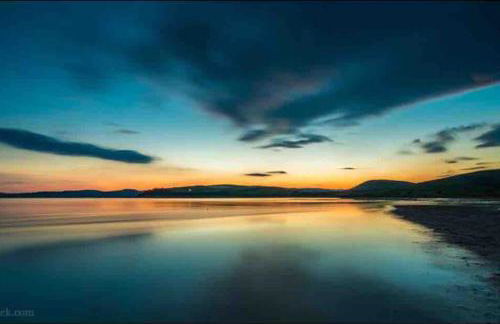 Beautiful spacious old schoolhouse with stunning sea views and beach nearby - Foto 37