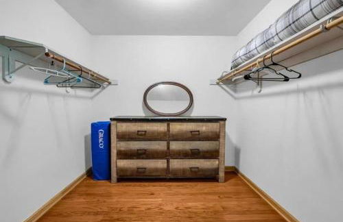 Updated Classic Cabin, Private Community and Hot Tub - Foto 21