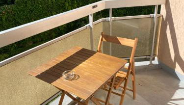 Au cœur du centre ville avec parking privé balcon et wifi - Foto 3