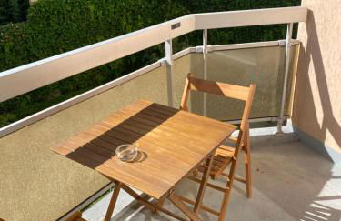 Au cœur du centre ville avec parking privé balcon et wifi - Foto 3