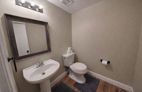 Crew Stay Sleeps 16 Work, Cook, Play & Relax - Foto 18