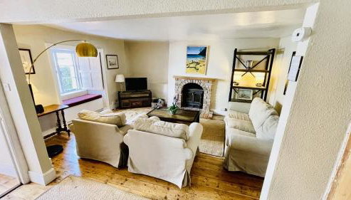Holly Cottage - characterful cottage a stones throw from river Dart with front & back patios - Foto 5