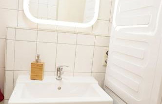 Outletcity Apartment Ferienwohnung Metzingen - Foto 40