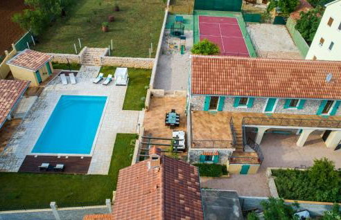 Amazing Home In Gornje Rastane With Sauna - Foto 1