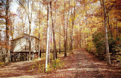 Peaceful Hideaway Treehouse near Little River Canyon - Foto 43