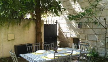 La tour du logis, gîte 4 * à 15 min du Futuroscope - Foto 3