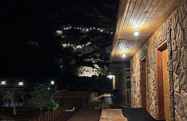 Moon life in Wadi Rum - Photo 2