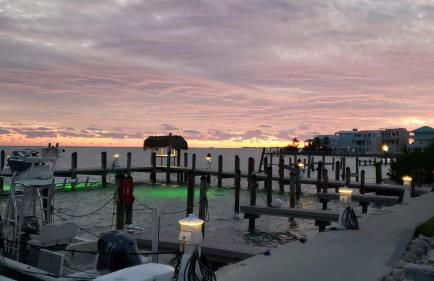 THE SANDCASTLE SUITE! Brand New 2Bedroom in Oceanfront Complex! BE THE FIRST to Visit our Condo Townhome with FREE Parking & Private Garage at Ocean Isles 38 Marathon FL KEYS! SPECIAL PRICING!!! - Foto 79