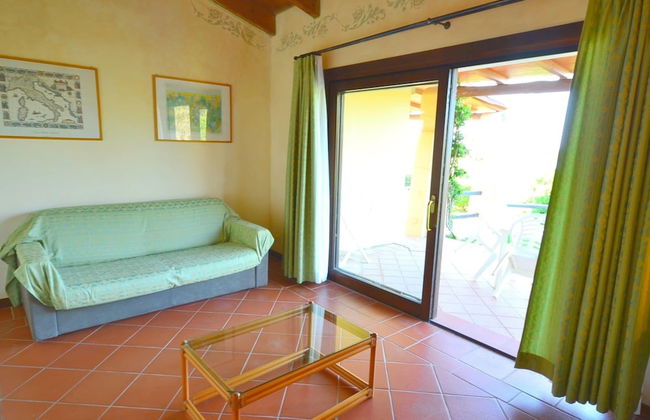 Holiday Home in Stintino Near Sea Beach - Photo 7