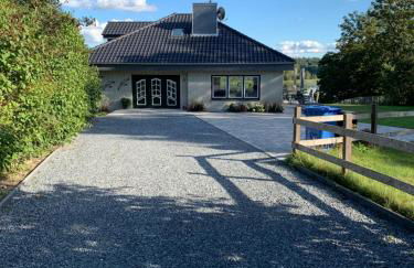 Großes Ferienhaus am Stocksee - Photo 1