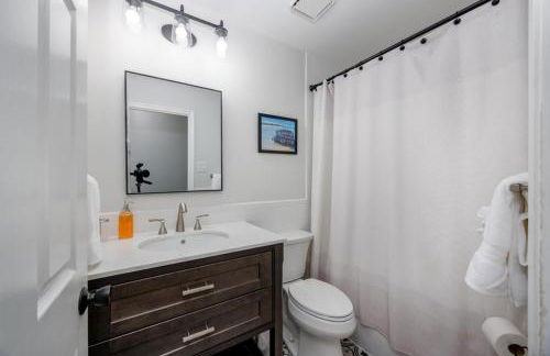 A Shore Thing - Spacious House w Large Deck, BBQ, Linens & Pet Friendly - Foto 22