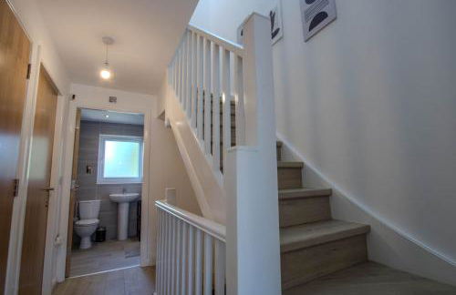 Modern 2-Bed Home in Swinton by MCPI Hosting, Perfect for Families & Contractors - Foto 15