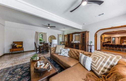 Magnificent 90-acre Texas Ranch Estate On San Marcos River - 5 Bedrooms - Newly Renovated & Professionally Furnished 9t Ranch By Boutiq - Foto 12