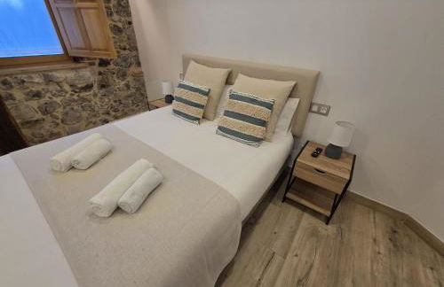 El Patio de Vespasiano-Calera- vistas a la iglesia junto al puerto - Photo 20