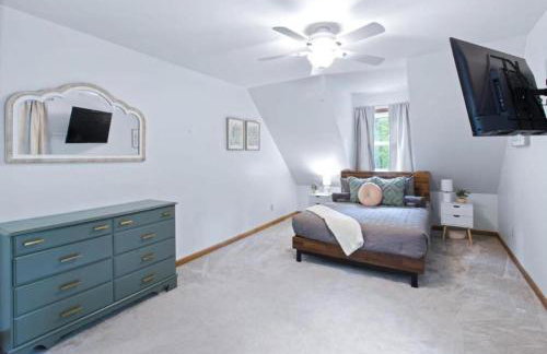 Wooded Retreat with game area and hot tub - Foto 36