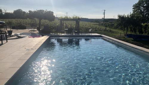 La Petite maison de Céline & Frédéric avec piscine à Préhy - Foto 2