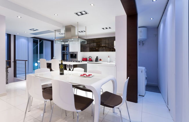 InStyle Aparthotel - Photo 16