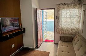 Casa Aconchegante em Itanhaem- Piscina e Churrasqueira 6 pessoas - Foto 1