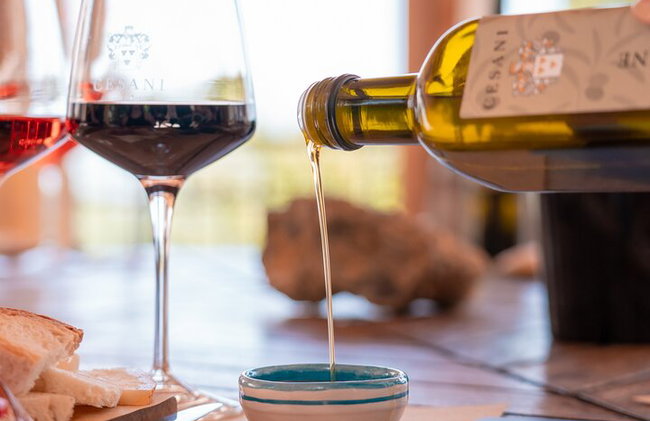 Cata de vinos "Gourmet" en Cesani's - Foto 3