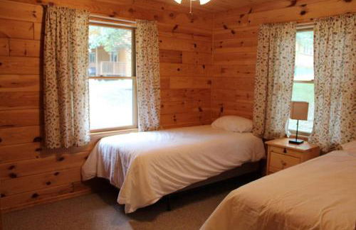 Cabin 5 - Modern Cabin with AC and lake views Fully handicap accessible - Foto 7