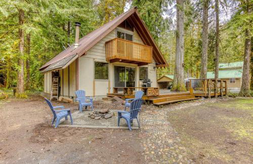 Thompson Cabin - Charming Salmon Riverfront A-Frame Oasis w/ fireplace - Foto 12