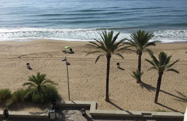 Calafell Beach - Photo 30