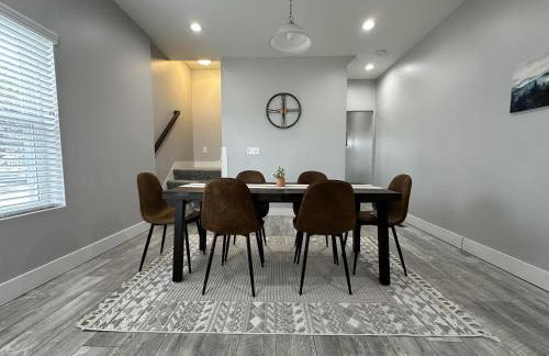 Urban Retreat 2BR Near Downtown - Foto 7