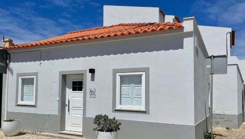 Casa Sagres T2 - 3 minutos a pé Praia da Mareta - Foto 1