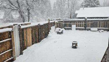 Cute Little House at Mt Shasta - Foto 5