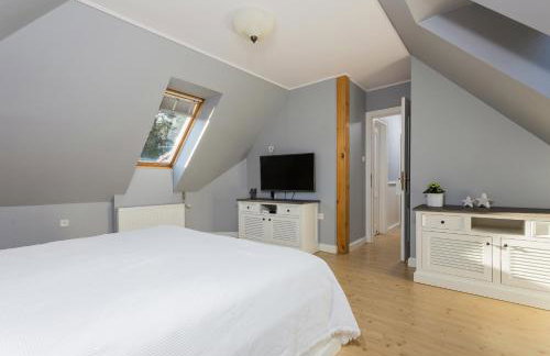 Mon Plaisir - Photo 56