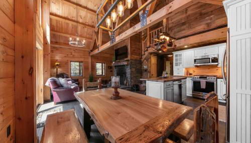 Cozy Log Cabin with Hot Tub 10 Min to Hunter Mtn - Foto 3