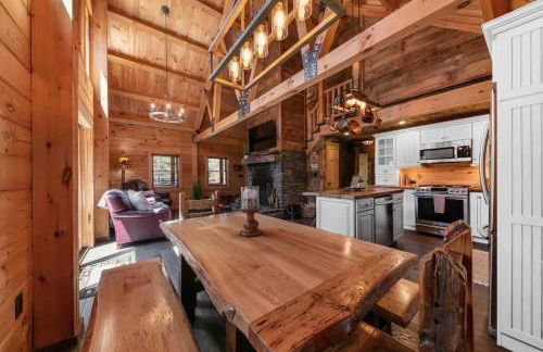 Cozy Log Cabin with Hot Tub 10 Min to Hunter Mtn - Foto 3