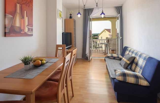 Peaceful Nature Retreat Near Krk Town With BBQ and Parking - Foto 13