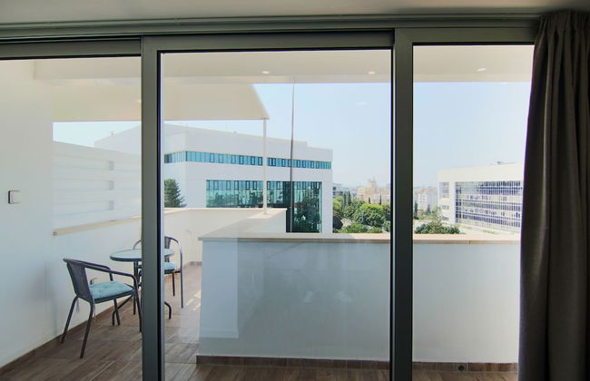 Phaedrus Living Luxury Suite Nicosia 504 - Foto 1