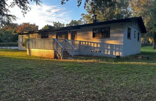 Perfect Location Near FL Horse Park Downtown & WEC - Foto 1