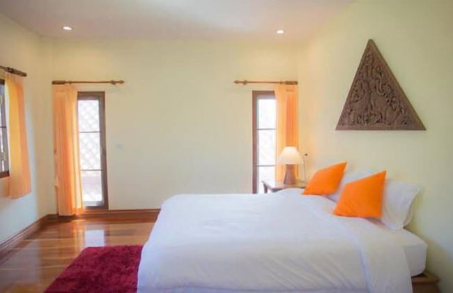 Tharnrarin Villa Suphan Buri - Photo 22