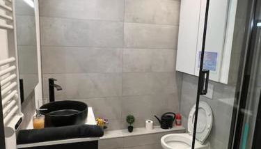 Hôpital Bicêtre - Metro 14 et 7 - Free Parking - Ascenseur - Flex Check in - Check out - Foto 3