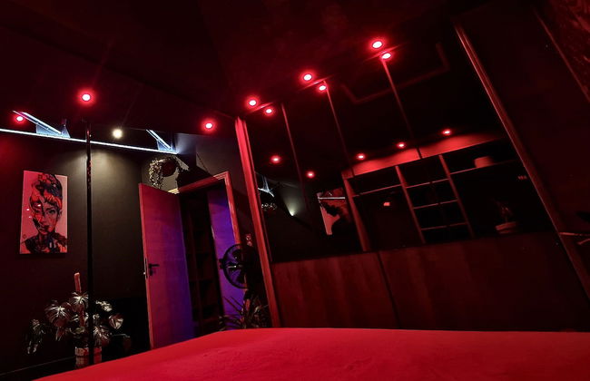 AKA LOVE ROOM - Foto 1