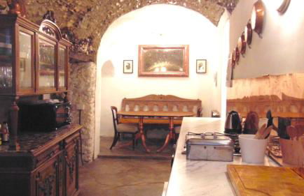 Casa Valentino in Via Liberale Isolabona Sleeps 8 Isolabona Italy - Foto 2