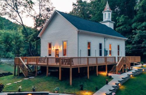 Corton Lodge on the Elk River - Riverview Suite - Foto 32