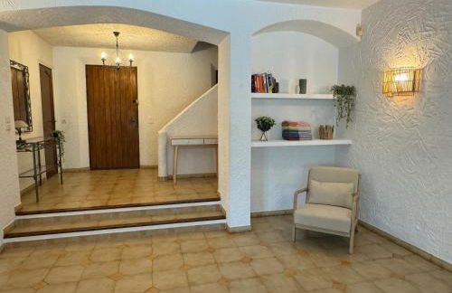 L'Oliveda - complètement climatisée, piscine, calme, proche commerce et lac, ski à 45min - Foto 15