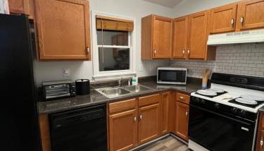 TheCornerWhiteHouse - Photo 4