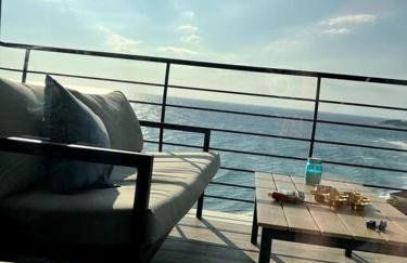 The Yacht House - Photo 20