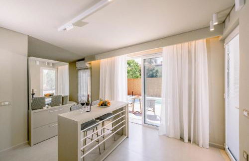 Nidra Studio with private pool - Photo 4