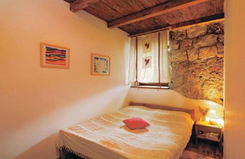 Holiday Home mit Pool in Lukovo Sugarje by Interhome - Foto 24