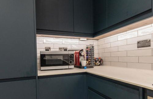 Charming Home in Bromsgrove - Perfect for Groups - Foto 30