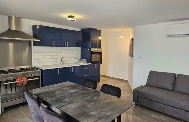 Luxury 1 BR Apartment Near the Dead Sea - Photo 1