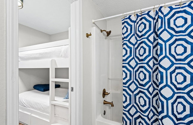The Salty Dog on 30a: Modern Updates, 1 Minute to the Beach! - Foto 3