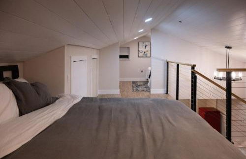 Shares Loft Luxury Apt - NEW! - Foto 25