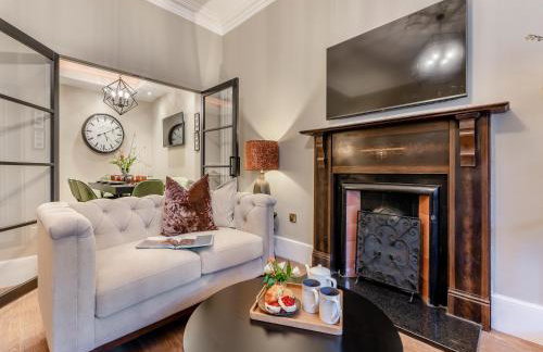 Old Bank House - Photo 5